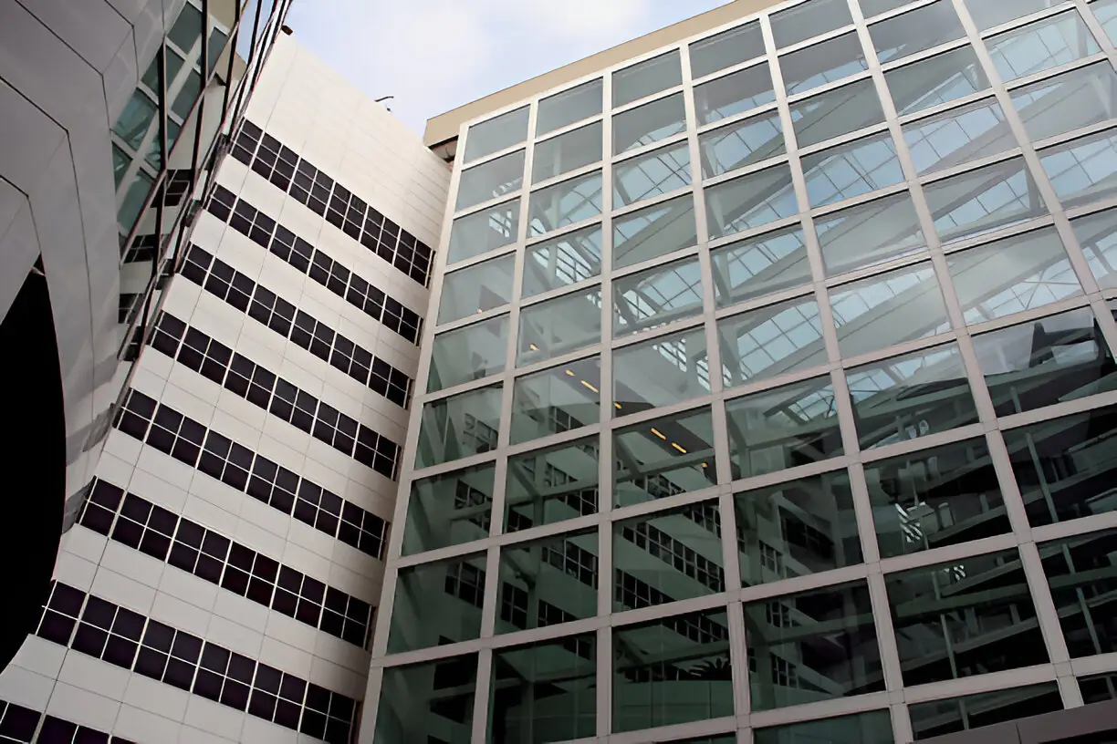 How to Choose the Best Window Film for Your Building in Dallas, Southlake, and Westlake
